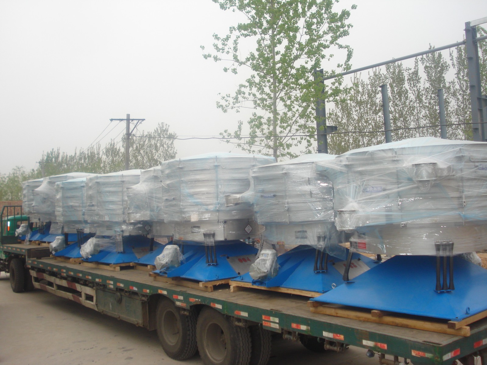 發(fā)貨裝機現場(chǎng)